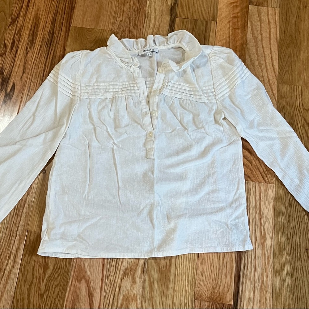 Madewell cream cotton top. XS
